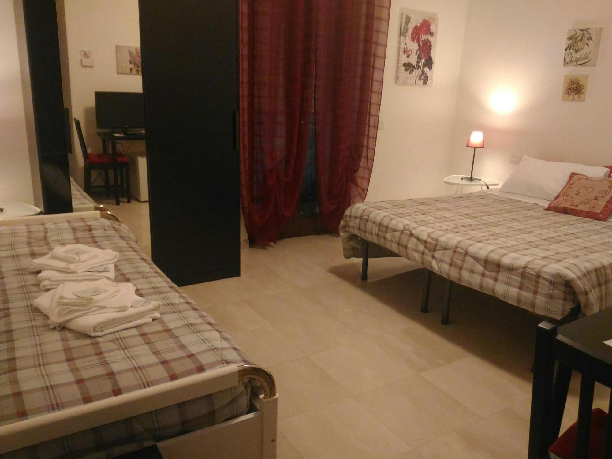Domus Taranto Unica Sede 호텔 외부 사진
